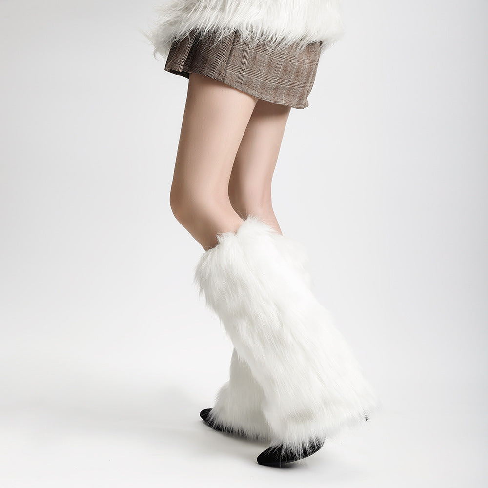 Two super comfortable women's over-the-knee boots that are a must-have for any outfit ❄️ | Plush fur and suede, perfect for creating a stylish winter look 🎁