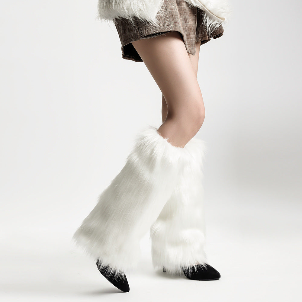 Two super comfortable women's over-the-knee boots that are a must-have for any outfit ❄️ | Plush fur and suede, perfect for creating a stylish winter look 🎁