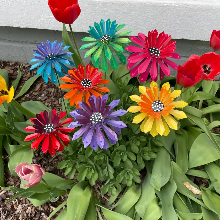 Handcrafted Metal Zinnia Flower Garden Stake
